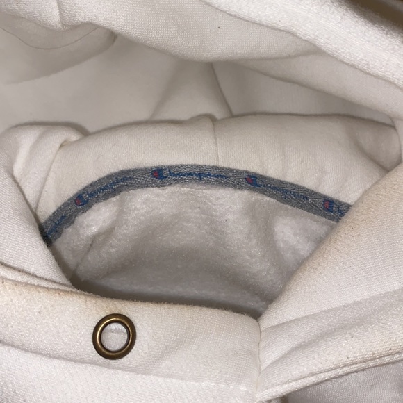 Champion Sweatshirt - Picture 3 of 4